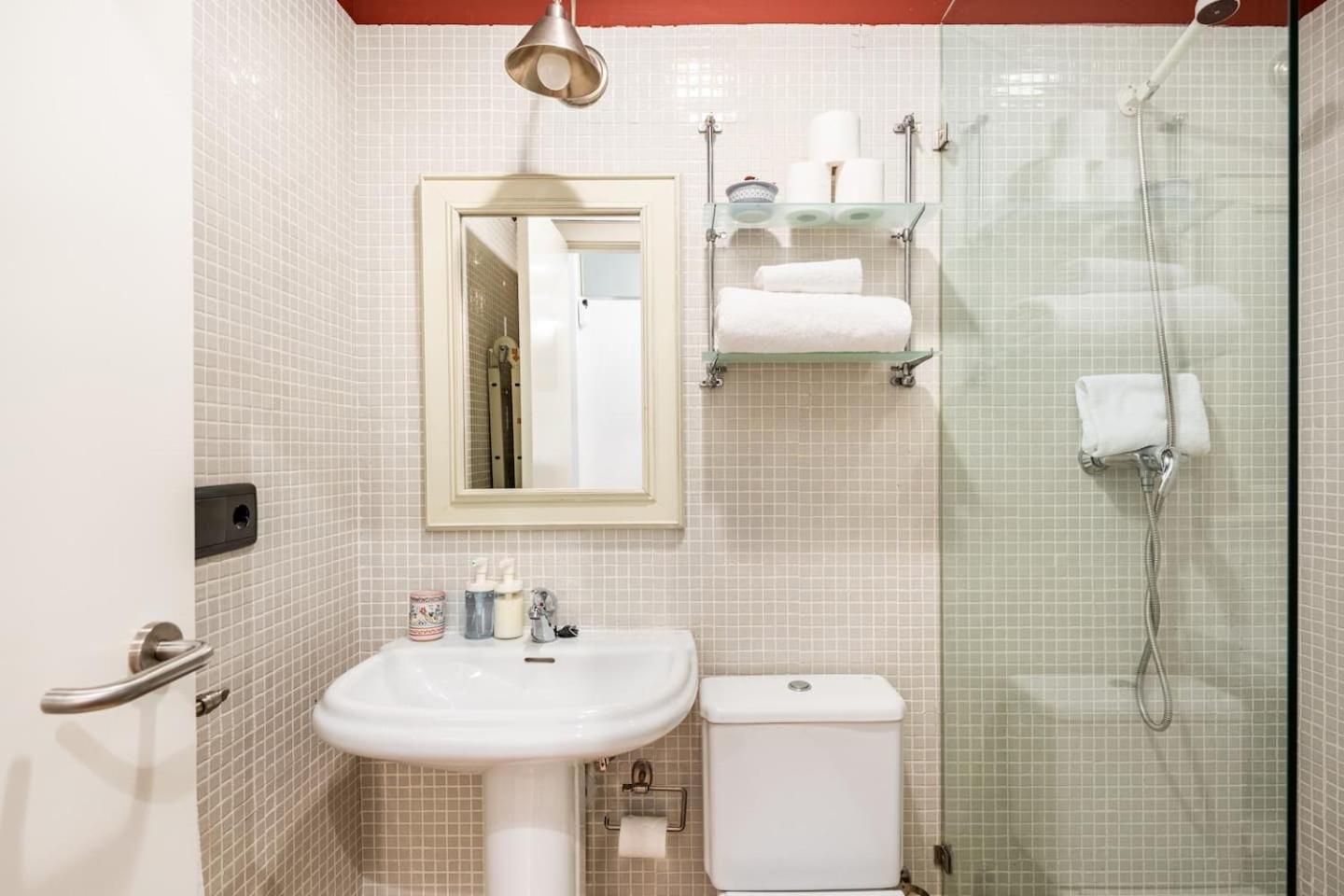 Komodo Sierpes: Bright & Classy Central Apartment Севиля Екстериор снимка